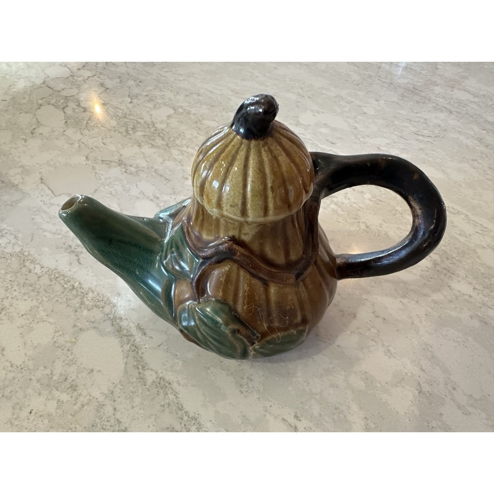 Vintage Gourd shaped Teapot 4.75"x6"x3.5" brown green‎ Vintage asian Chinese